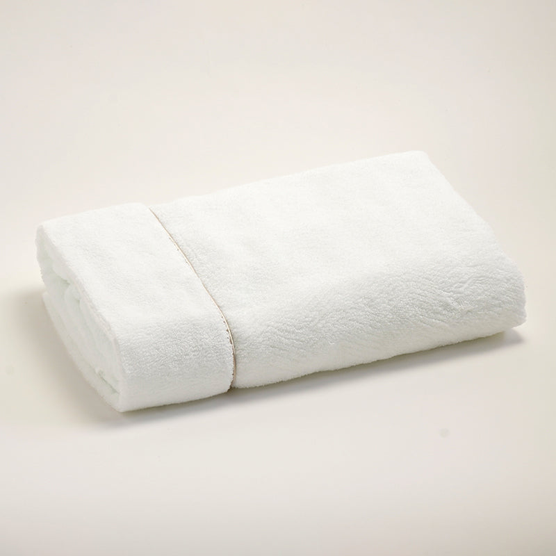 Why Imabari Yokkin Towels Are Loved Worldwide: Japanese Craftsmanship, Instant Absorbency, and Elegance