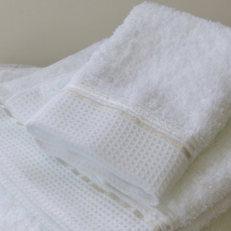 idee Zora Premium Platinum Cotton Wash Towel