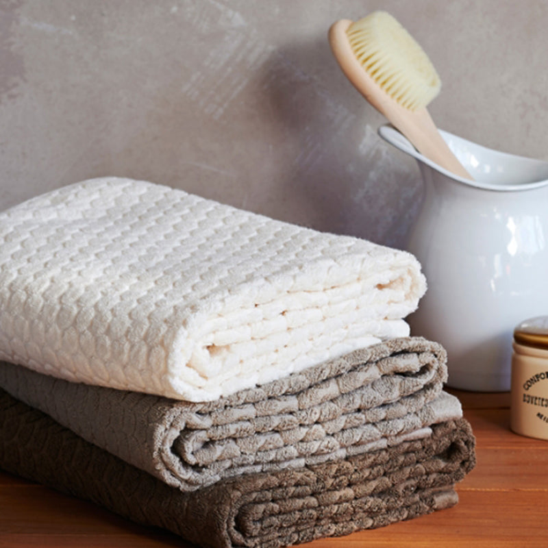 idee Zora Natural Time Dot Bath Towel