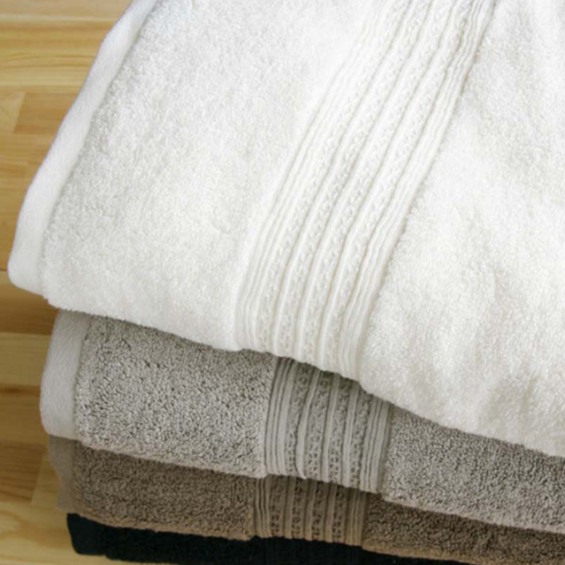 idee Zora Premium Border Shower Towel