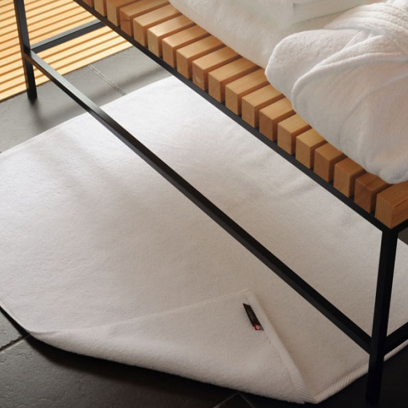 idee Zora Premium White Hotel Bath Mat