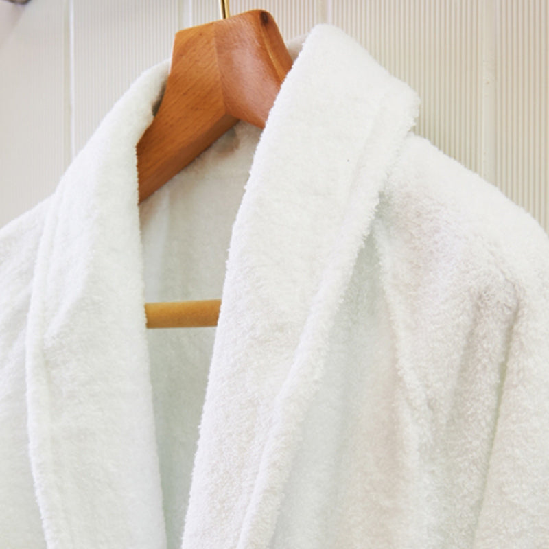 idee Zora Premium White Hotel Bathrobe