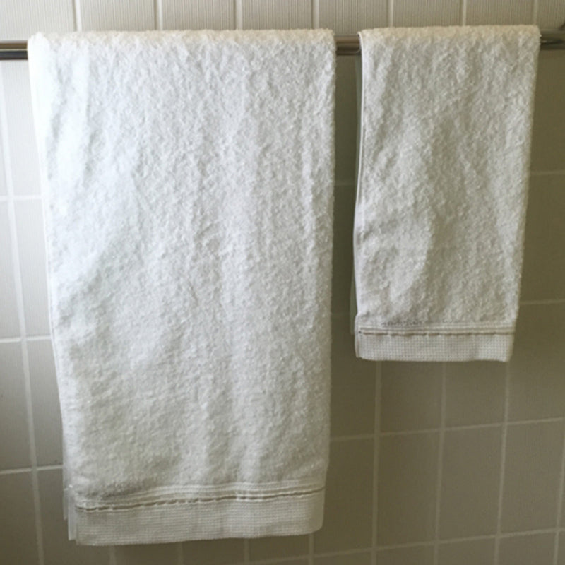 idee Zora Premium Platinum Cotton Shower Towel