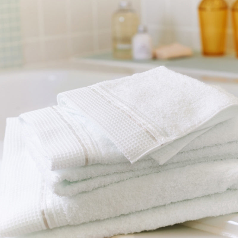 idee Zora Premium Platinum Cotton Hand Towel