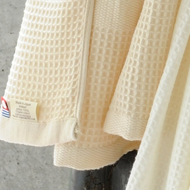 idee Zora Organic Waffle Bath Towel